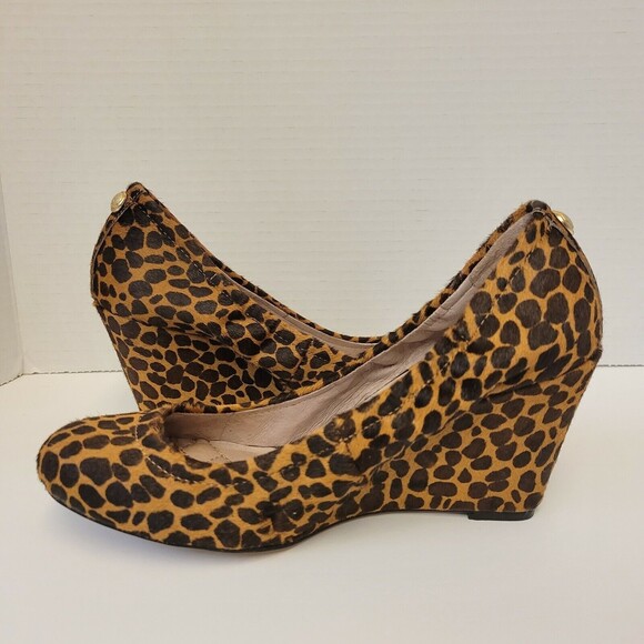 Vince Camuto Leopard High-Heels Size 6M Shoes - Picture 3 of 12